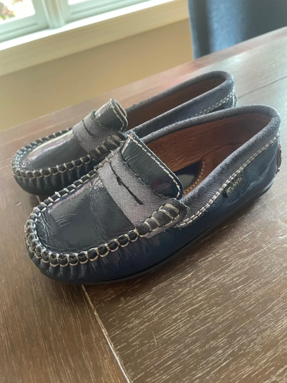 Atlanta Mocassins comfortable navy